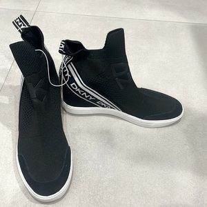 NWT DKNY Wedges